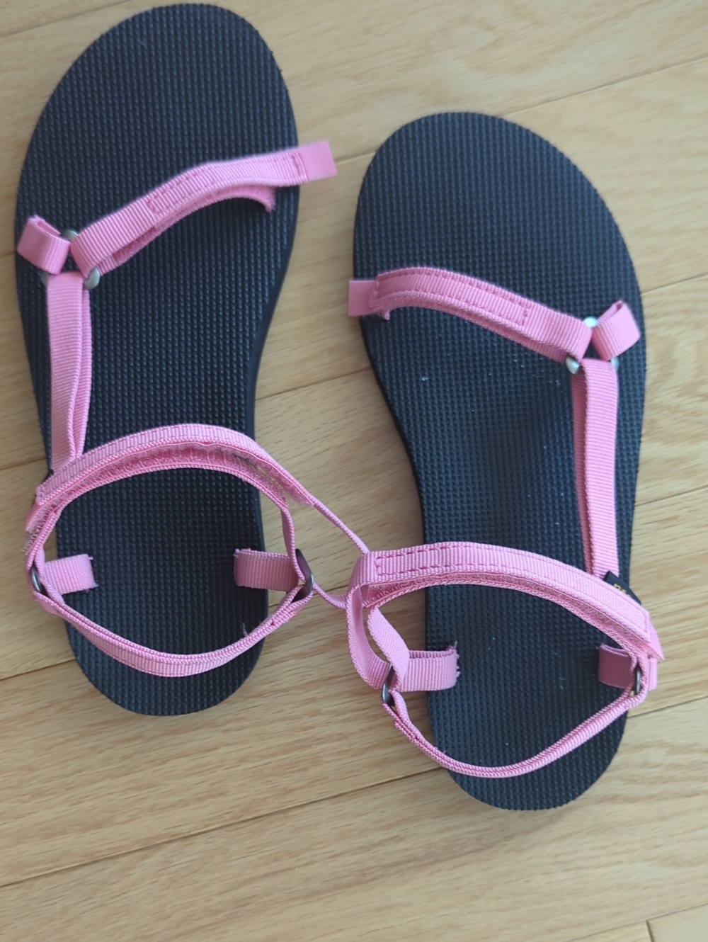 Teva Universal Slim Pink And Black size 38 - Picture 3 of 10